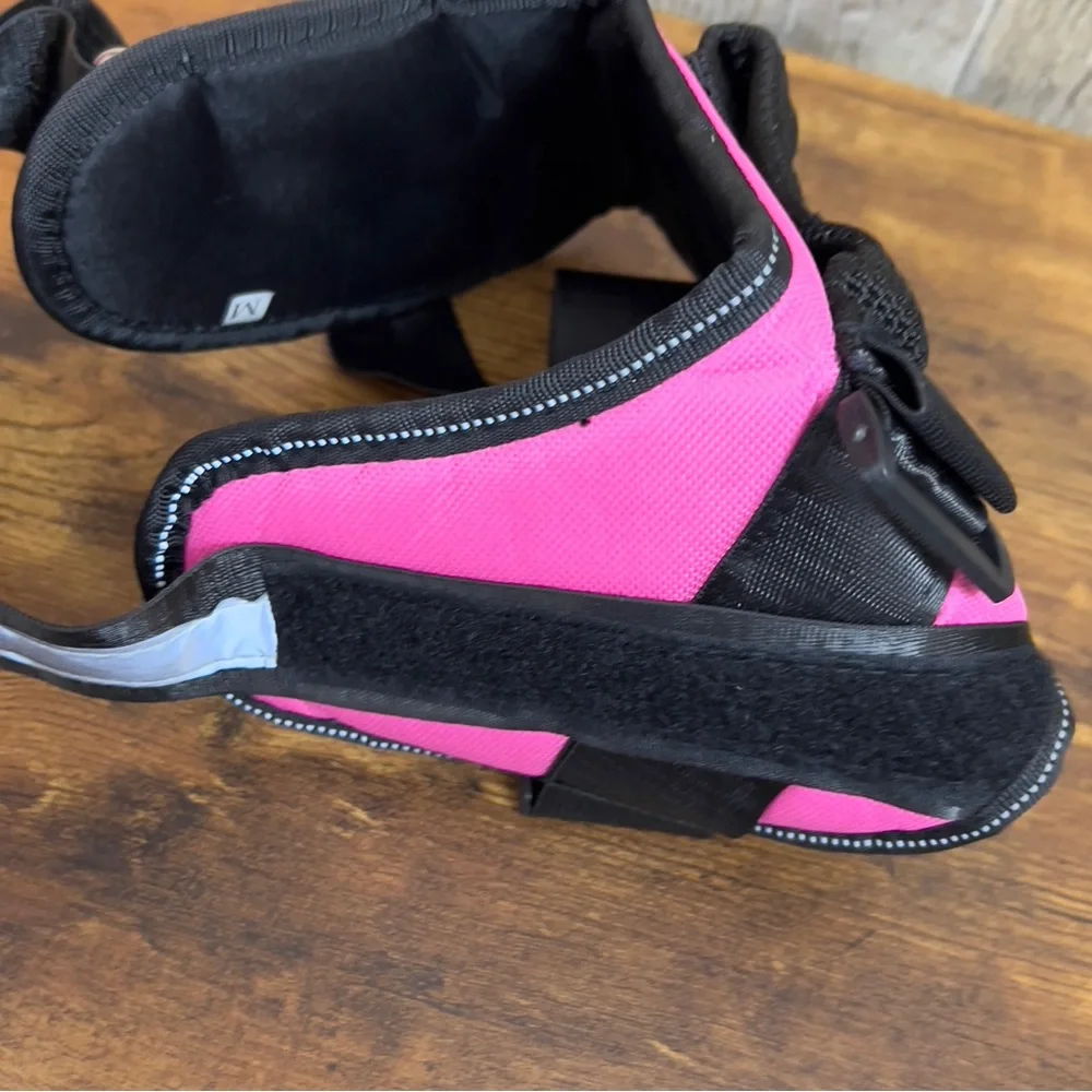 Leia For Dogs Size Medium Pink & Black Harness 23”-27”